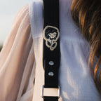 Produktbild Alice i Underlandet – Blommig crossbody-väska med plånbok