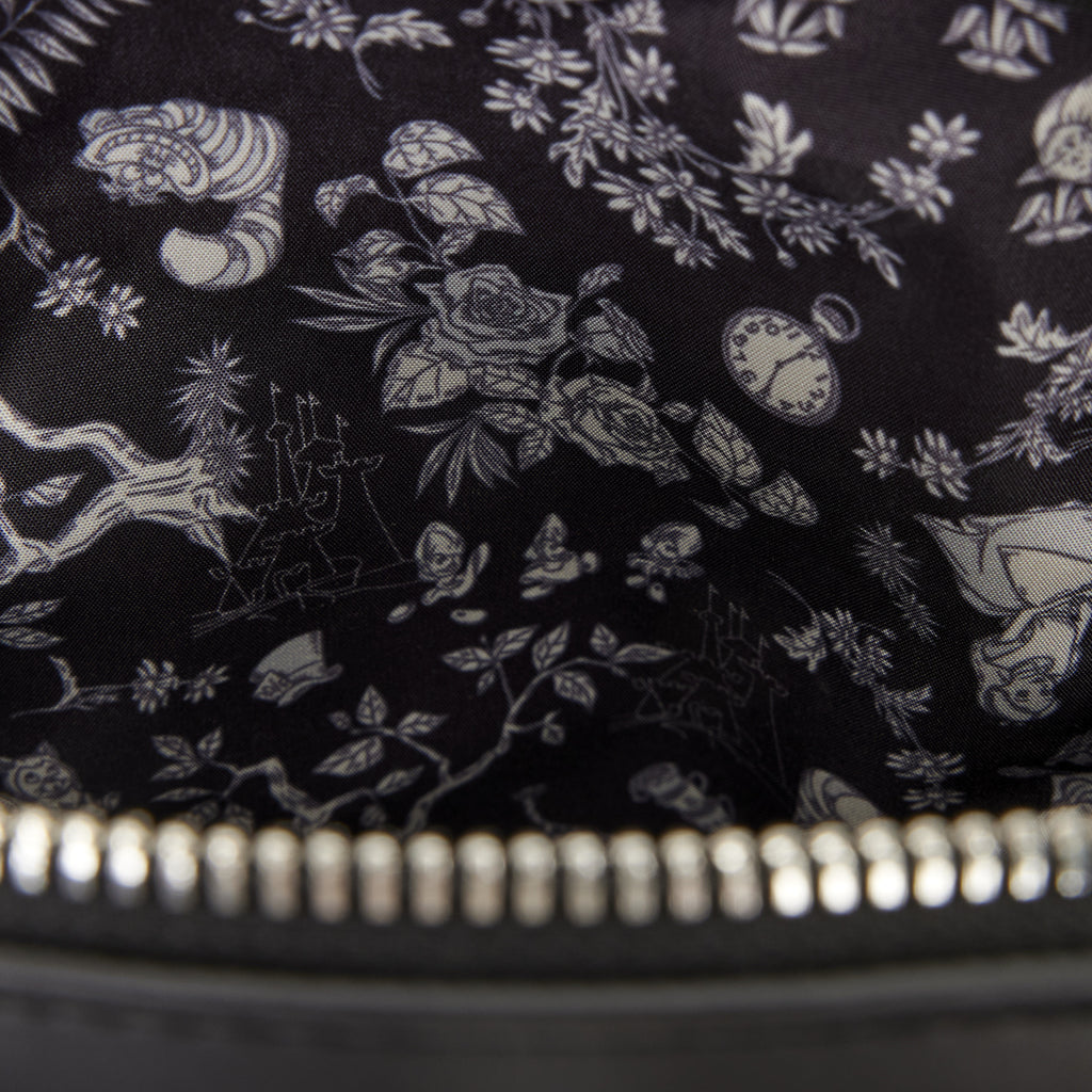 Produktbild Alice i Underlandet – Blommig crossbody-väska med plånbok