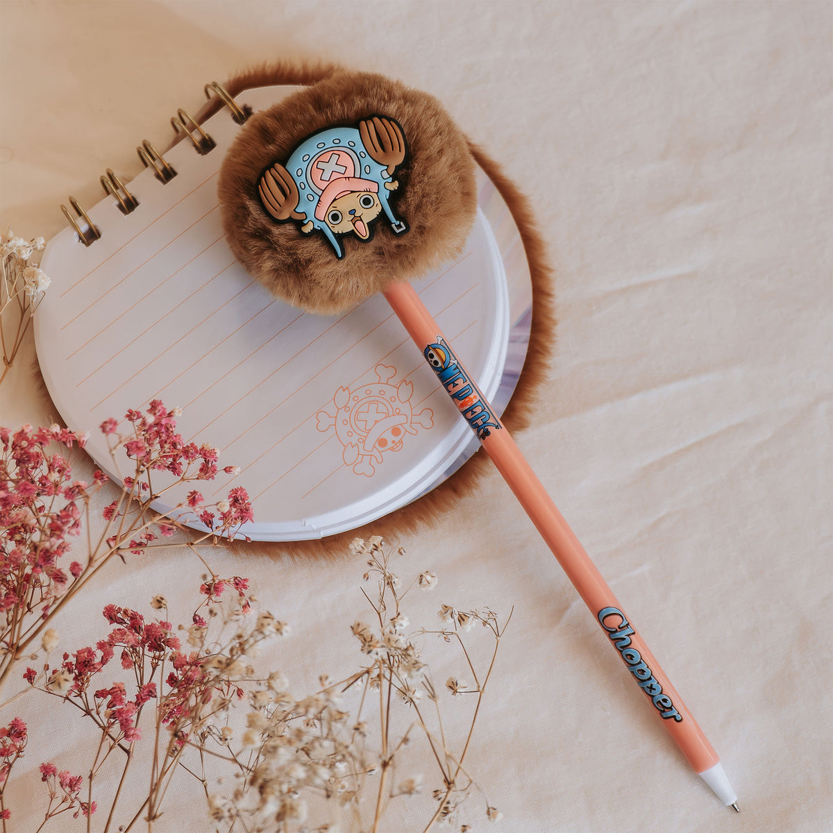 Produktbild One Piece - Chopper kulspetspenna med pompom