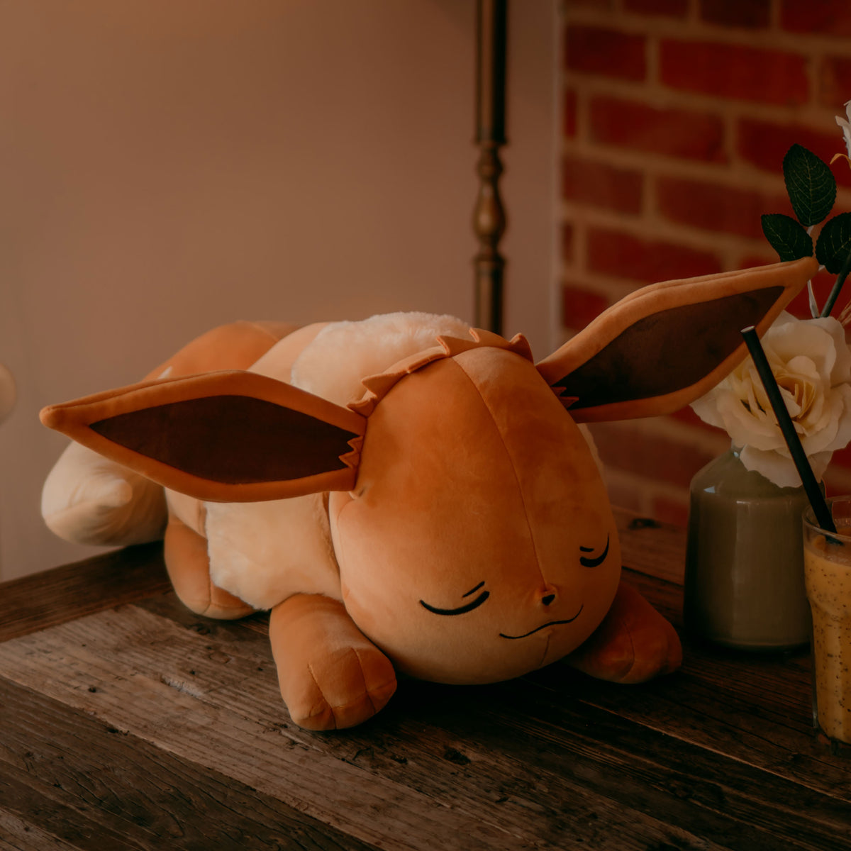 Produktbild Pokémon - Eevee Plyschfigur sovande