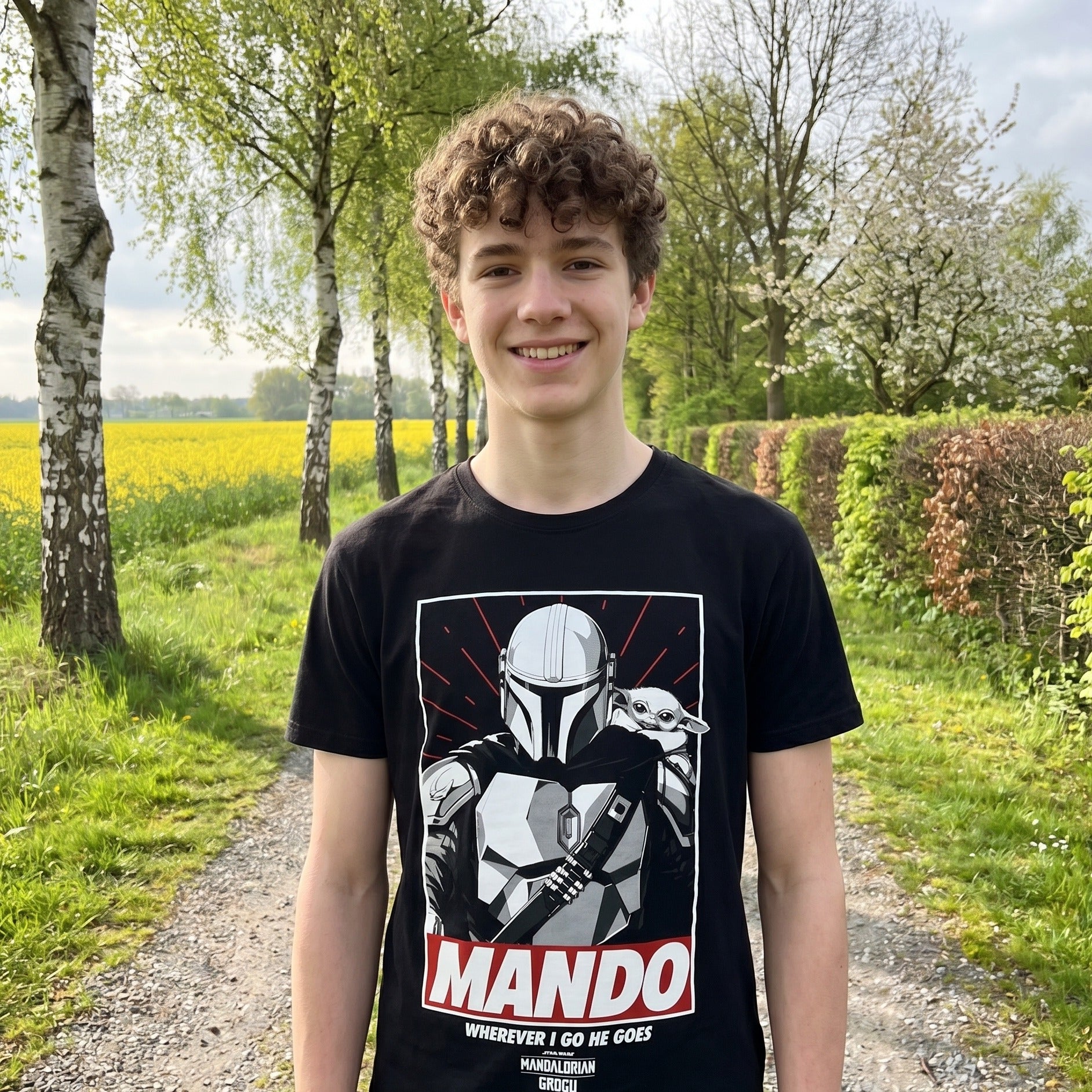 Produktbild Mando Wherever I Go He Goes T-shirt svart - Star Wars The Mandalorian