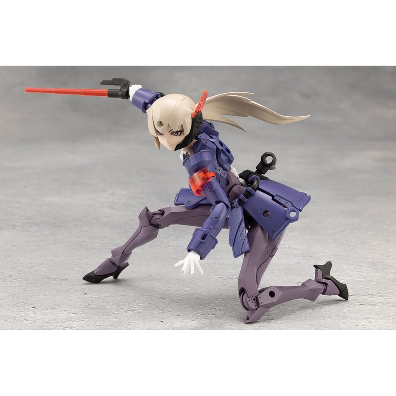 Produktbild Megalomaria Unlimited Universe – Valiant model kit-figur