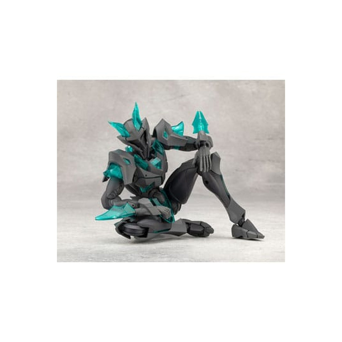 Produktbild Megalomaria Unlimited Universe - Mephisto Prototyp Modellbyggsats Figur Färgversion