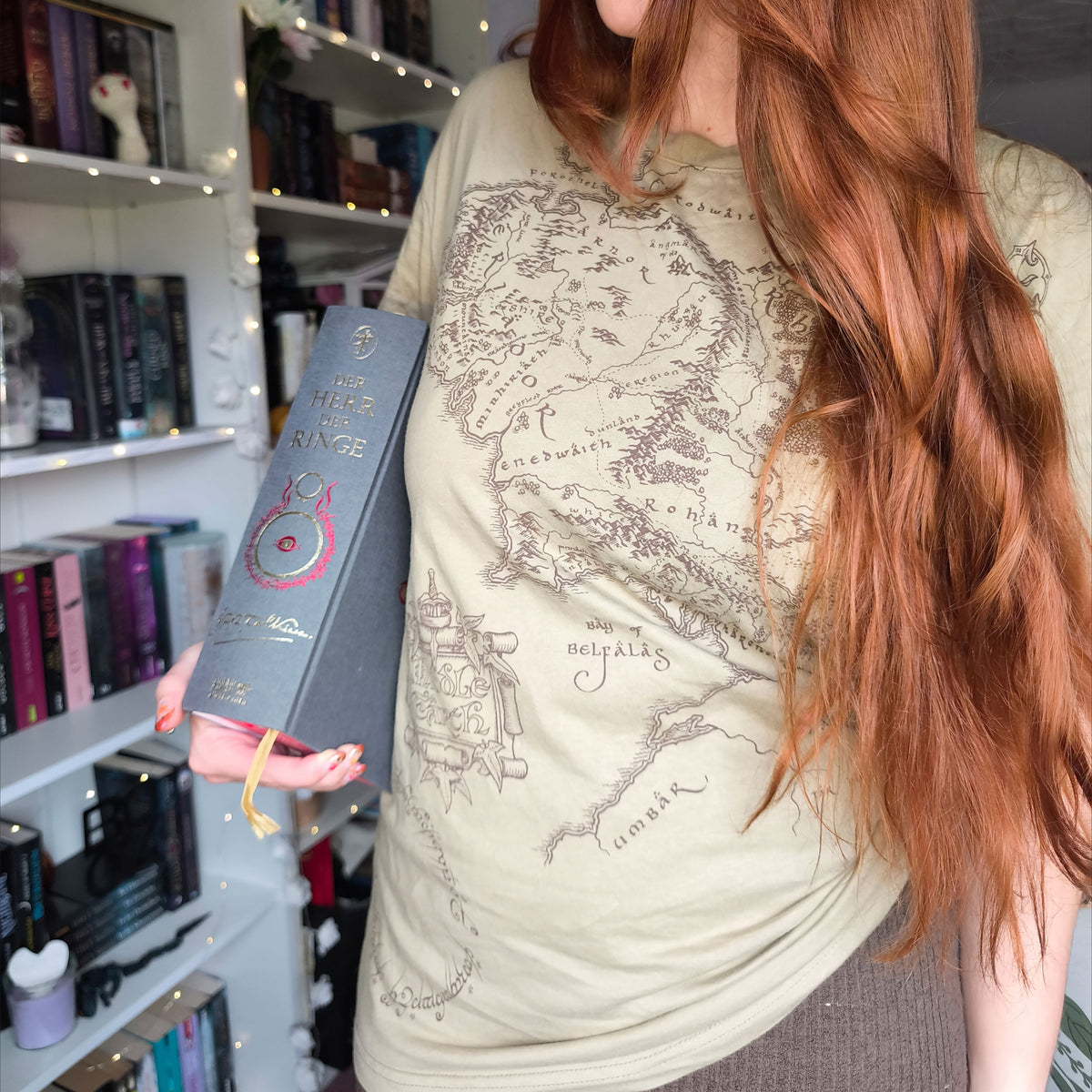 Produktbild Sagan om Ringen – Midgård karta T-shirt brun