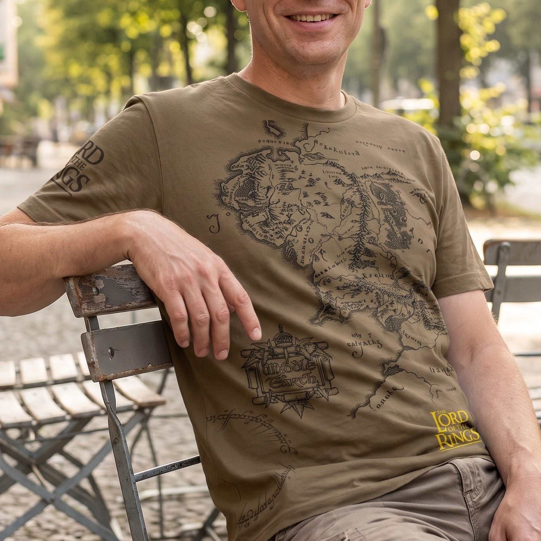 Produktbild Sagan om Ringen – Midgård karta T-shirt brun