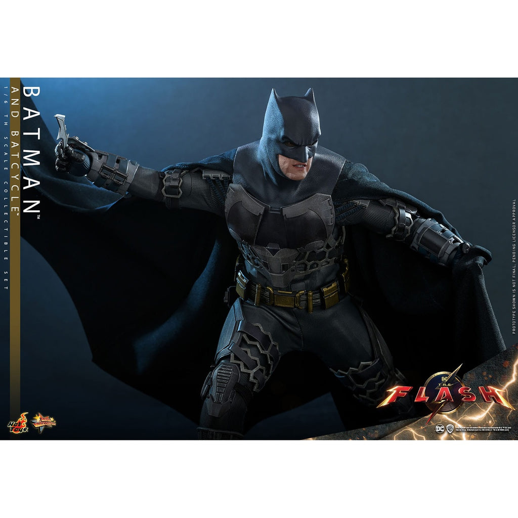 Produktbild The Flash – Batman & Batcycle Masterpiece 1:6 Actionfigursset