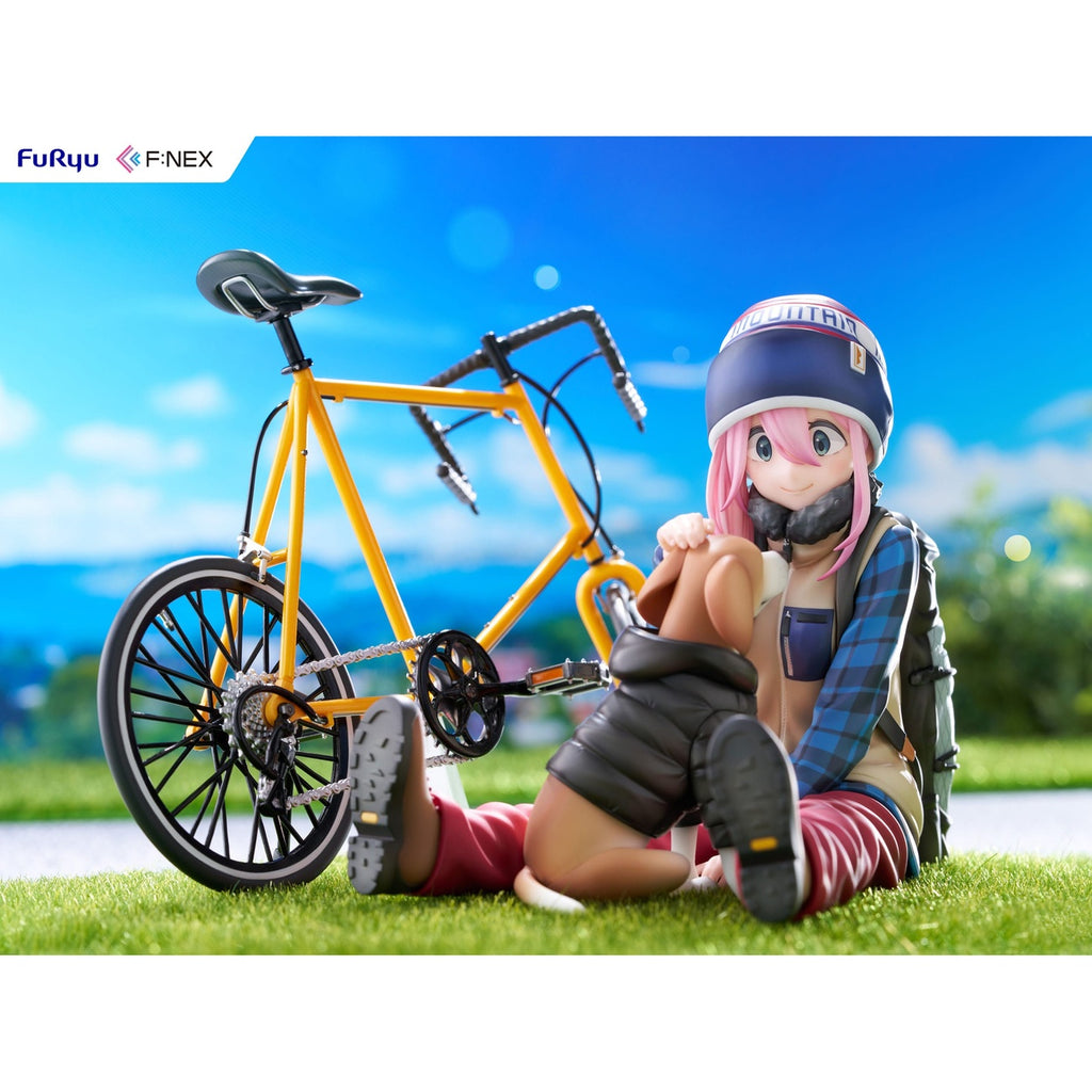 Produktbild Laid Back Camp F:NEX PVC-staty 1/7 Nadeshiko Kagamihara 13 cm