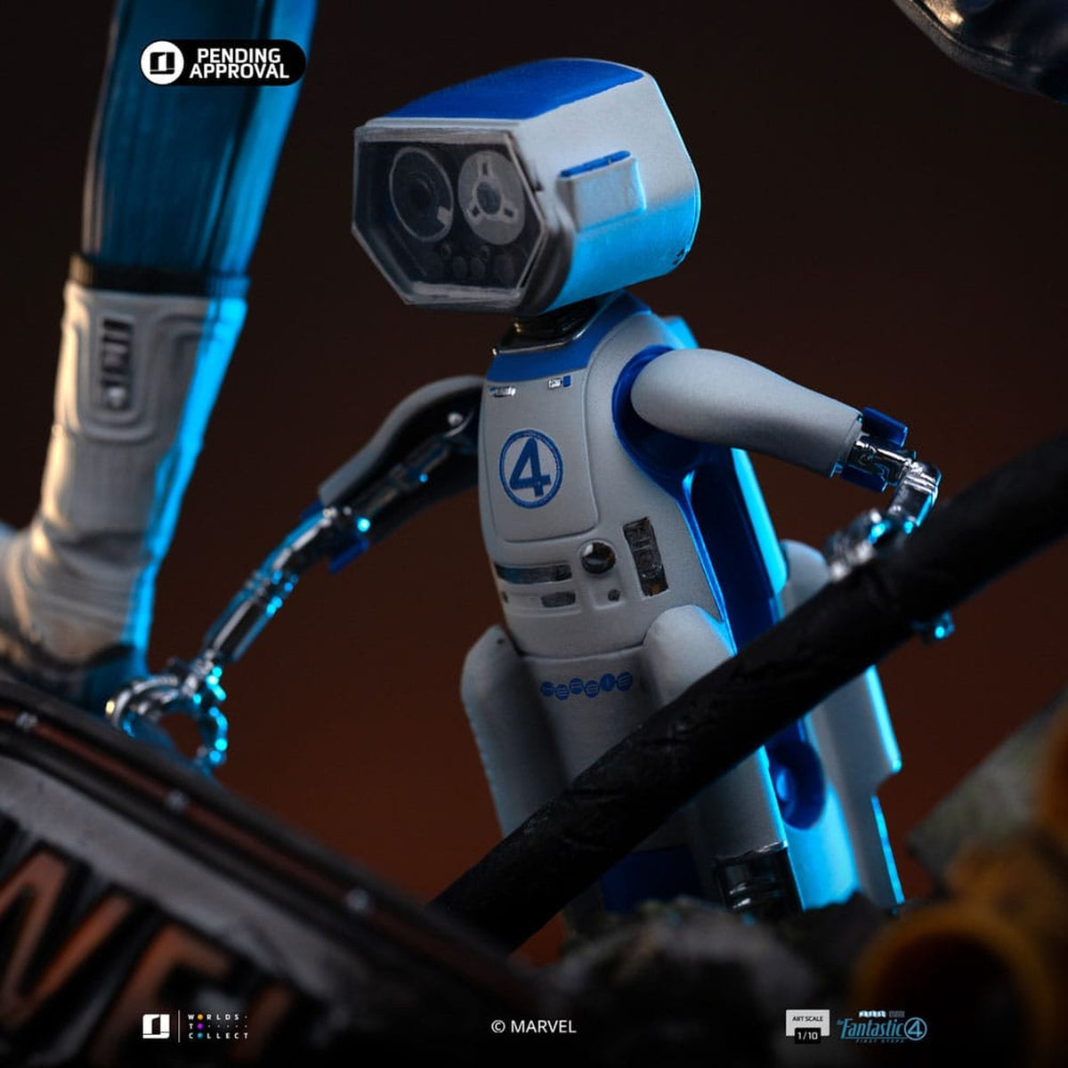Produktbild Fantastic Four Art Scale-staty 1/10 Mr. Fantastic och H.E.R.B.I.E 26 cm