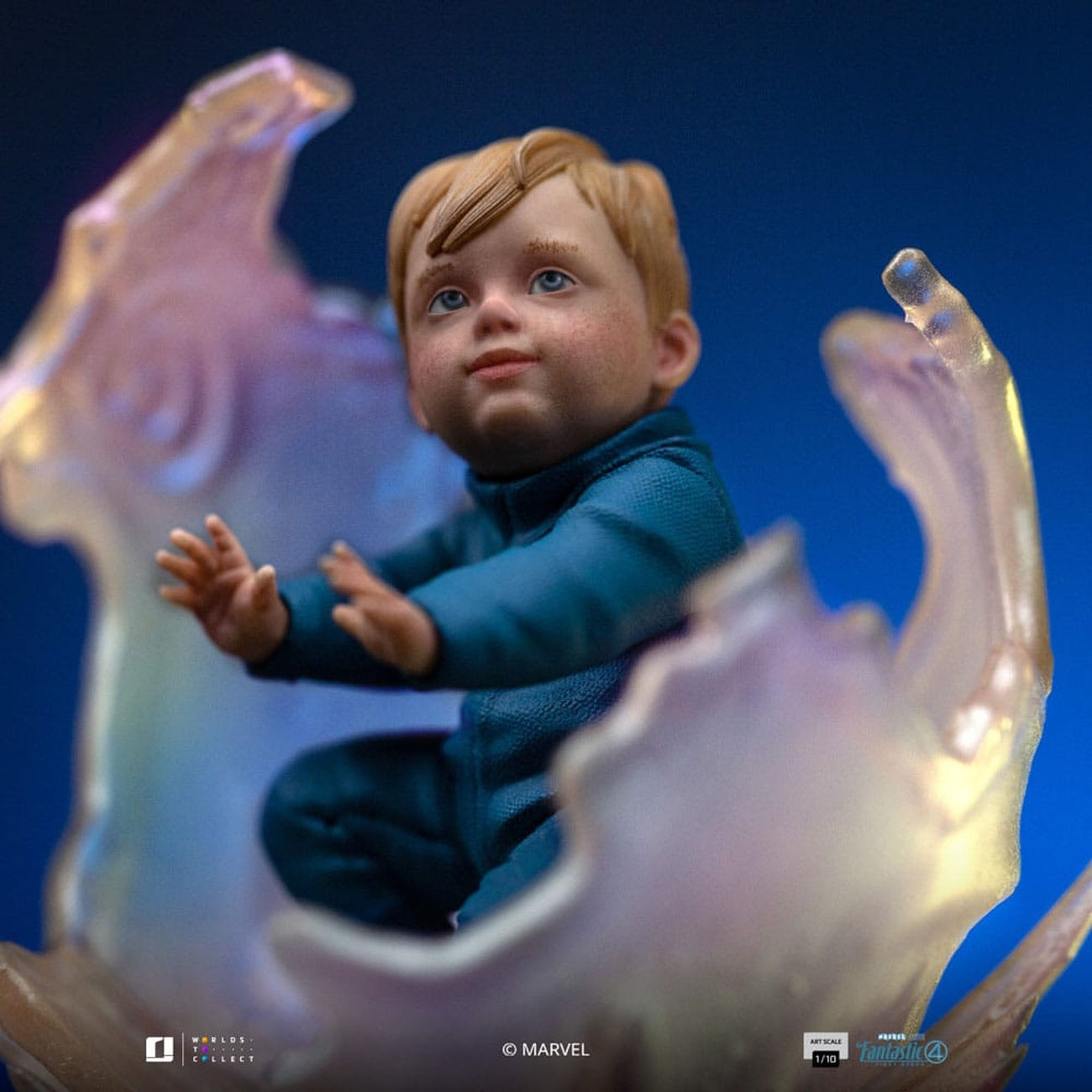 Product image Fantastic Four Art Scale Statue 1/10 Invisible Woman and Franklin 28 cm
