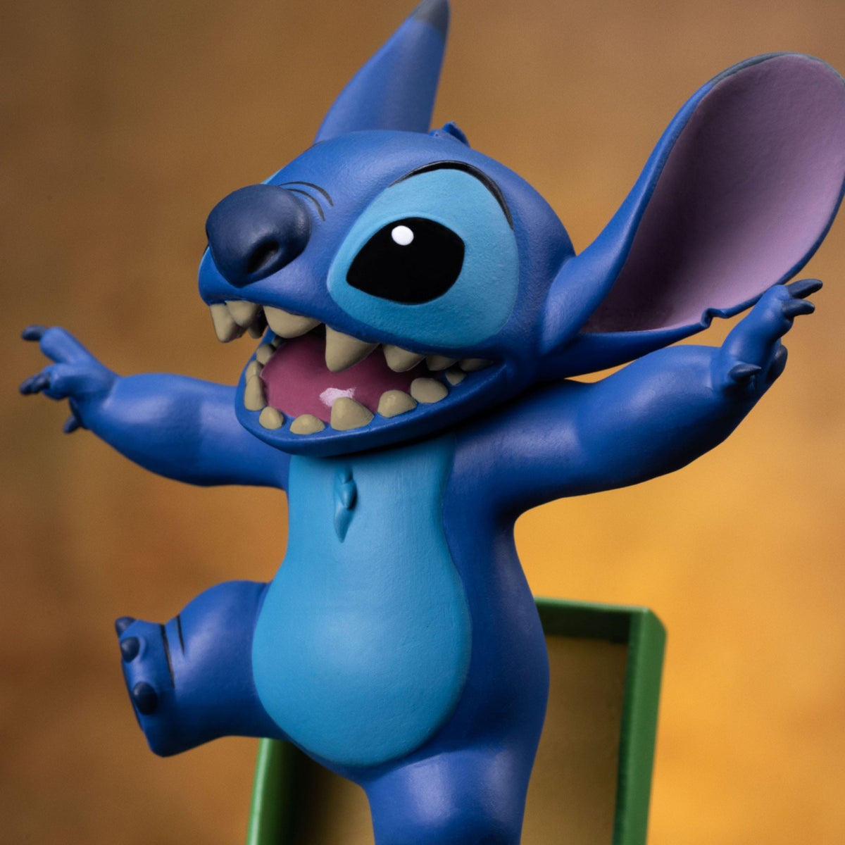 Produktbild Lilo & Stitch Art Scale-staty 1/10 Stitch 17 cm