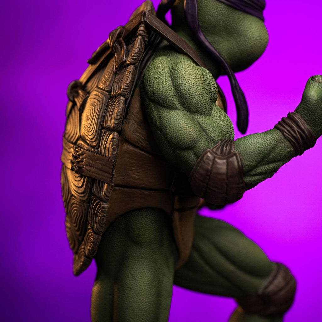 Produktbild Teenage Mutant Ninja Turtles Art Scale-staty 1/10 Donatello 18 cm