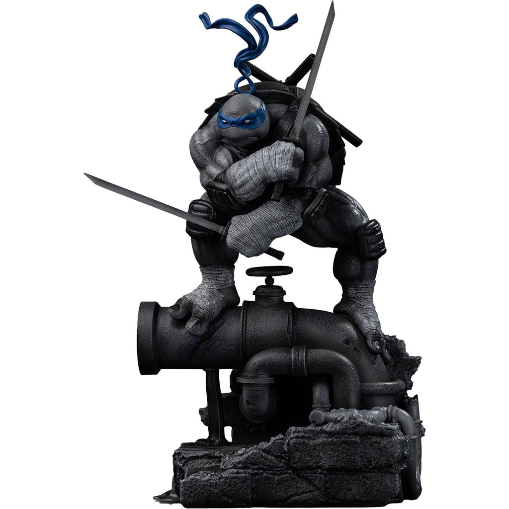 Produktbild Teenage Mutant Ninja Turtles Art Scale-staty 1/10 Leonardo Black and White Variant 26 cm heo exclusive