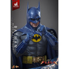 Produktbild The Flash Movie Masterpiece actionfigur 1/6 Batman (blå & grå dräkt) Limited Edition Hot Toys Exclusive 30 cm
