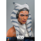Produktbild Star Wars: Ahsoka Actionfigur 1/6 Ahsoka Tano 28 cm