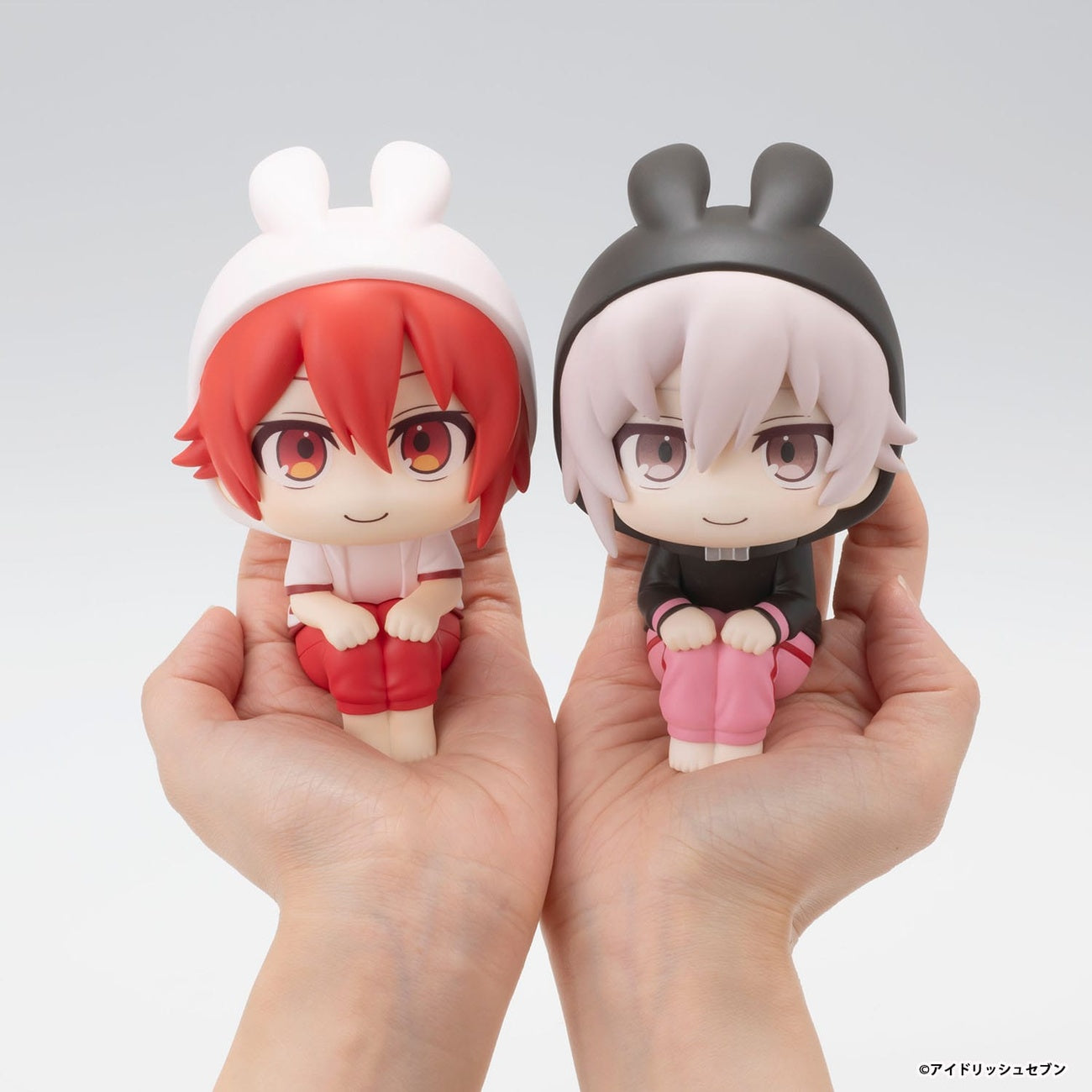 Produktbild Idolish7 Look Up PVC-statyer Riku Nanase & Ten Kujo Set (med gift)