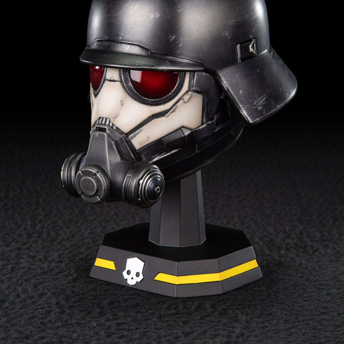 Produktbild Helldivers 2 Replika 1/4 Fältkemisthjälm 11 cm