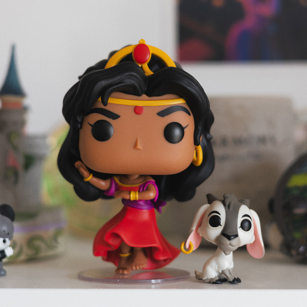 Produktbild Ringaren i Notre Dame – Esmeralda med Djali Funko Pop!-figur