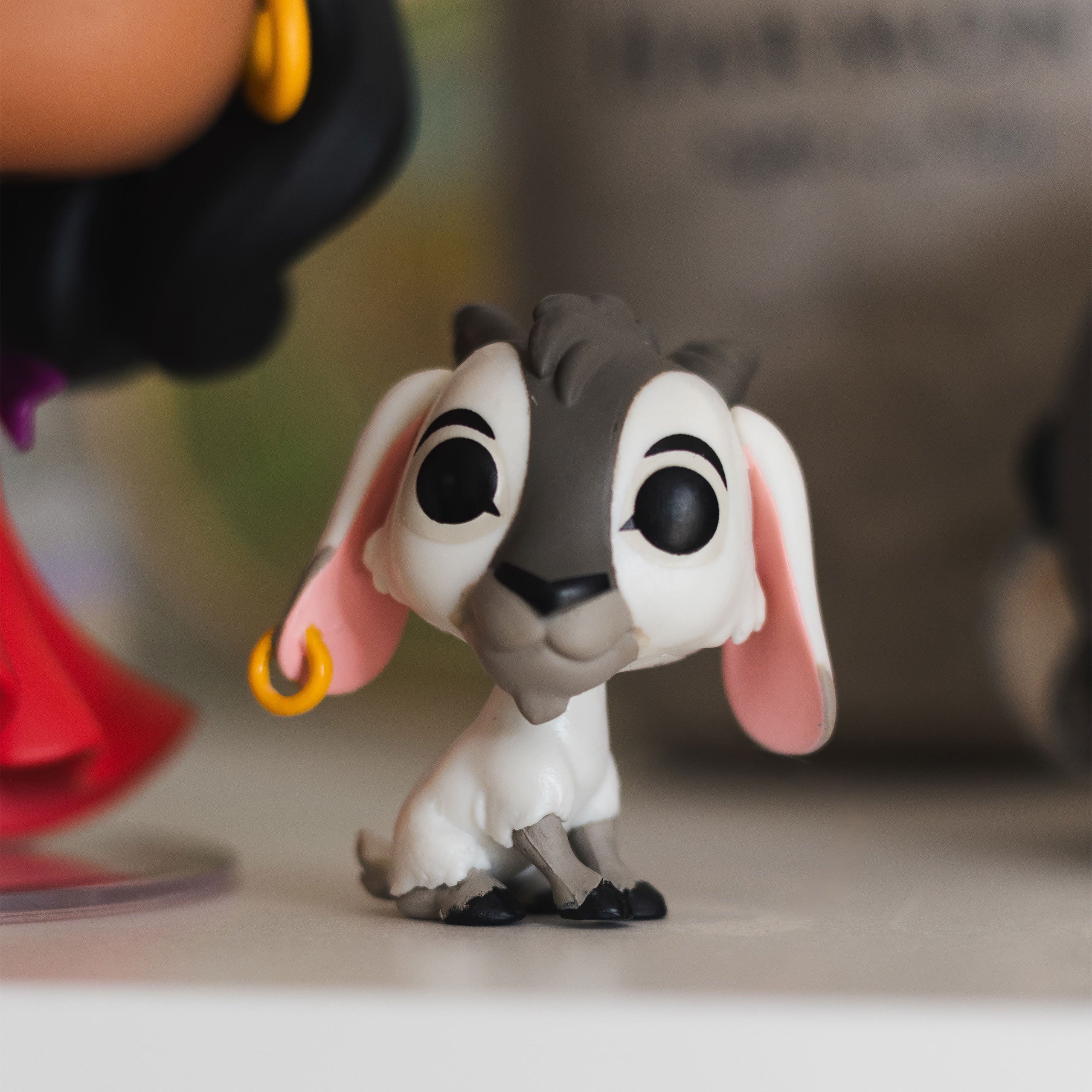 Produktbild Ringaren i Notre Dame – Esmeralda med Djali Funko Pop!-figur