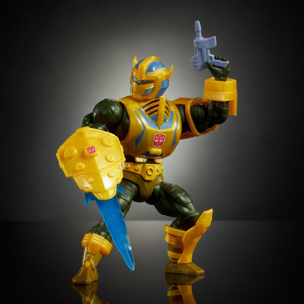Produktbild Masters of the Universe x Transformers actionfigur Bumblebee Armor Man-At-Arms heo Europeisk Exclusive 14 cm