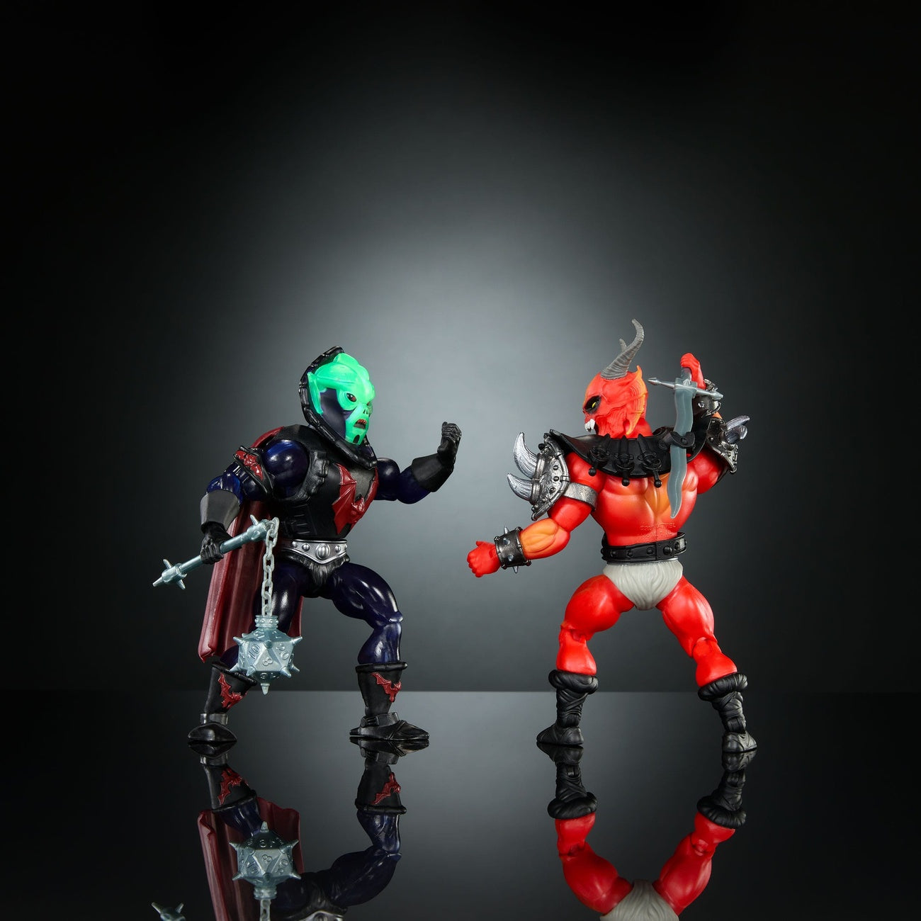 Produktbild Masters of the Universe x Stranger Things Origins Actionfigurer 2-pack Hordak & Hellfire-Man 14 cm