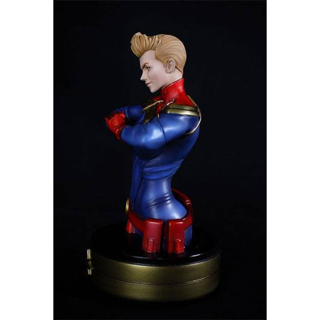 Produktbild Captain Marvel-byst Captain Marvel 20 cm