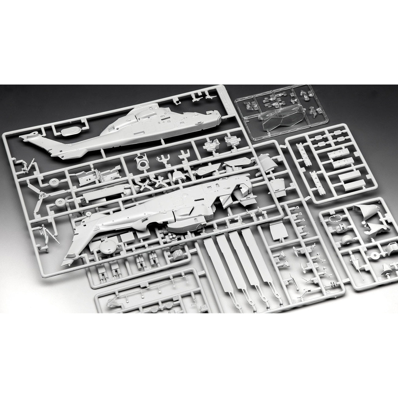 Produktbild James Bond Modellbyggsats Presentset 1/72 Eurocopter Tiger (GoldenEye)