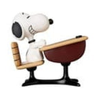 Produktbild Peanuts UDF Serie 18 Minifigur Snoopy med skrivbord 9 cm