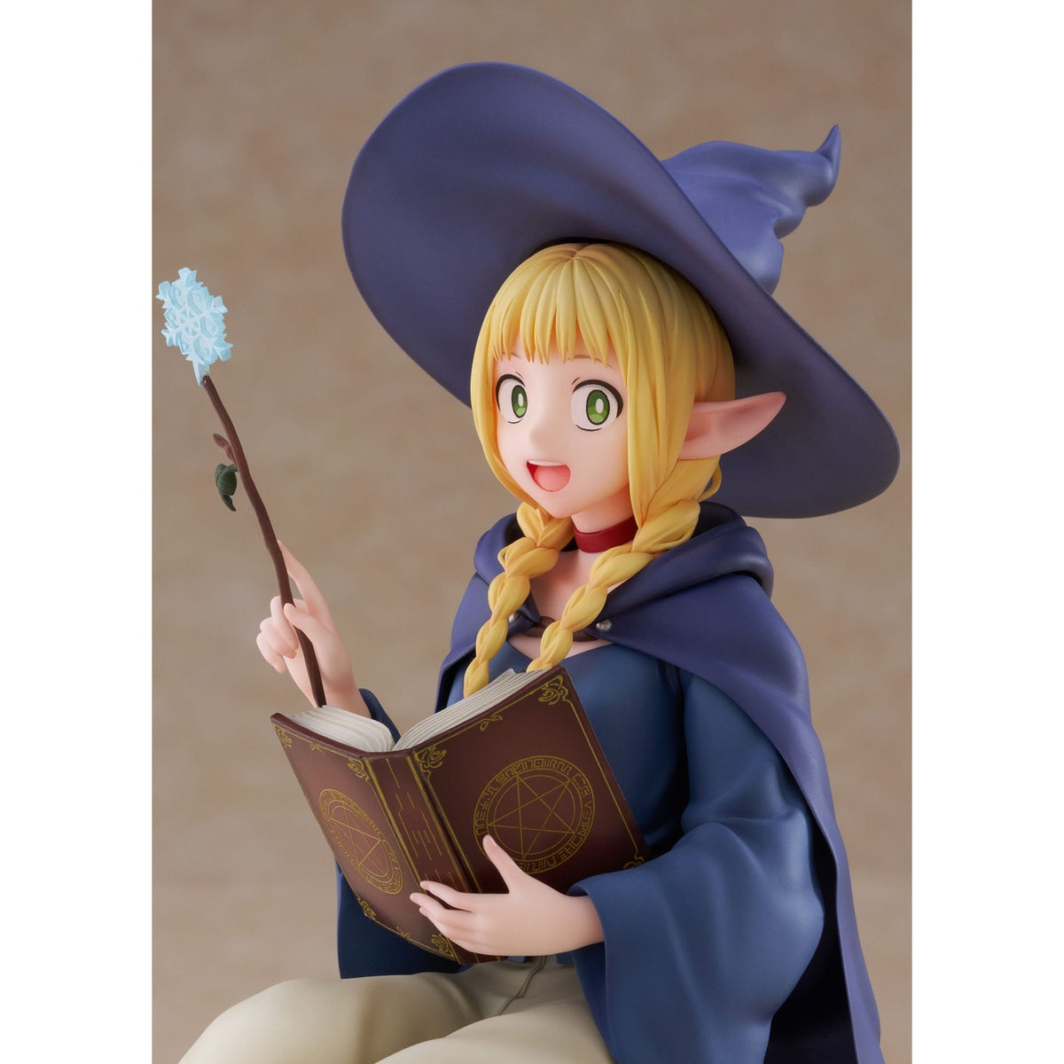 Produktbild Delicious in Dungeon PVC-staty 1/7 Marcille Student Ver. AmiAmi Limited Edition 19 cm