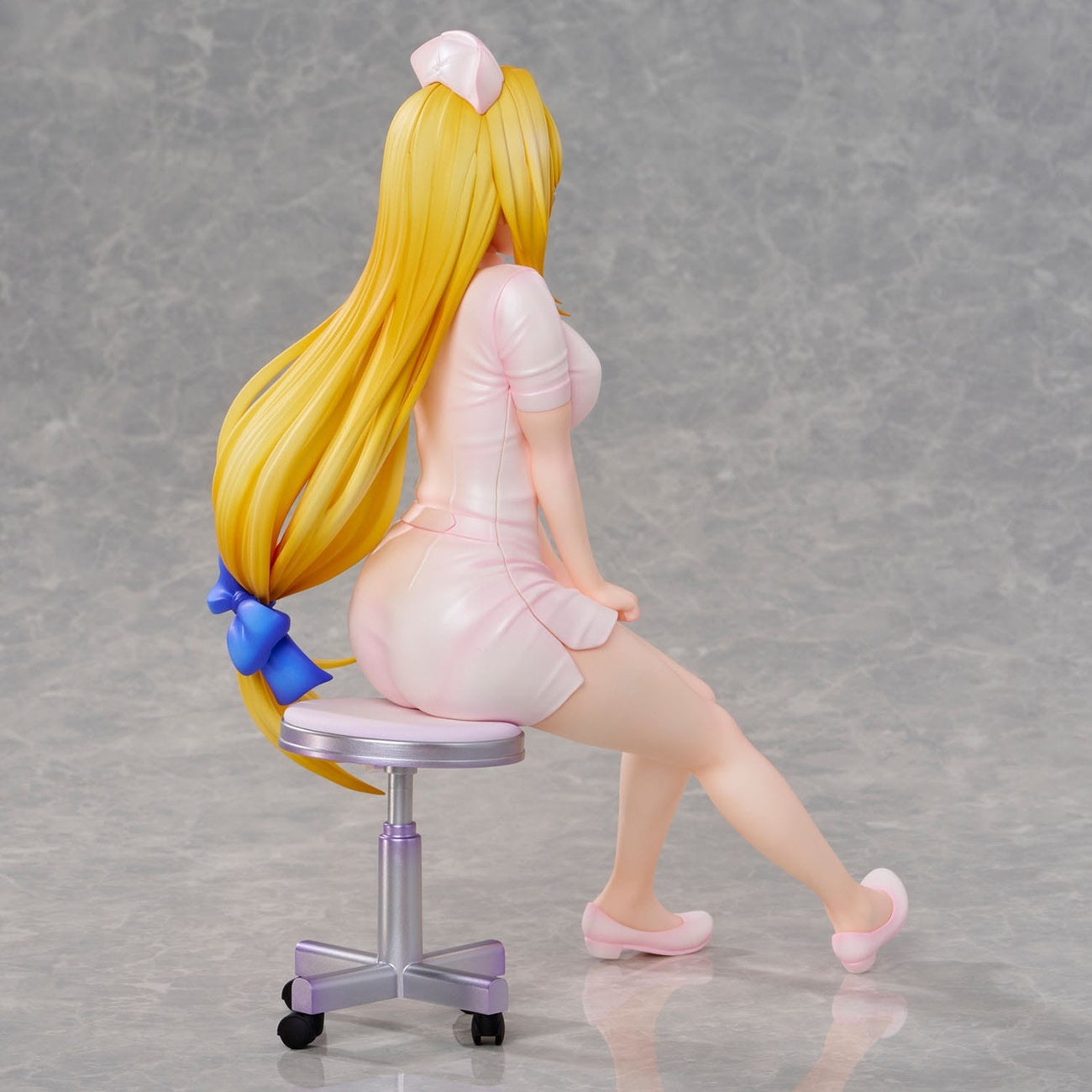 Produktbild To Love-Ru Darkness PVC-staty Nurse Series: Tearju Lunatique 19 cm