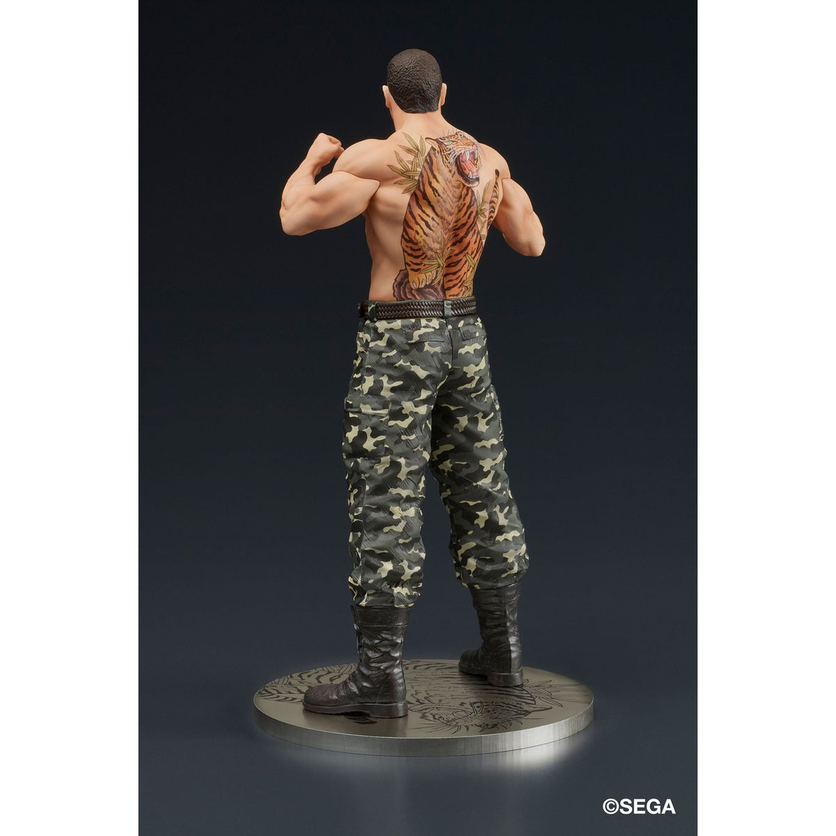 Produktbild Yakuza: Like a Dragon Digsta PVC-staty Taiga Saejima Battle Style Ver. 18 cm