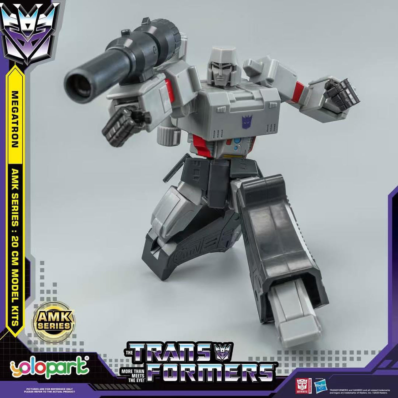 Produktbild Transformers Generation One AMK Series Plastmodellbyggsats Megatron 20 cm