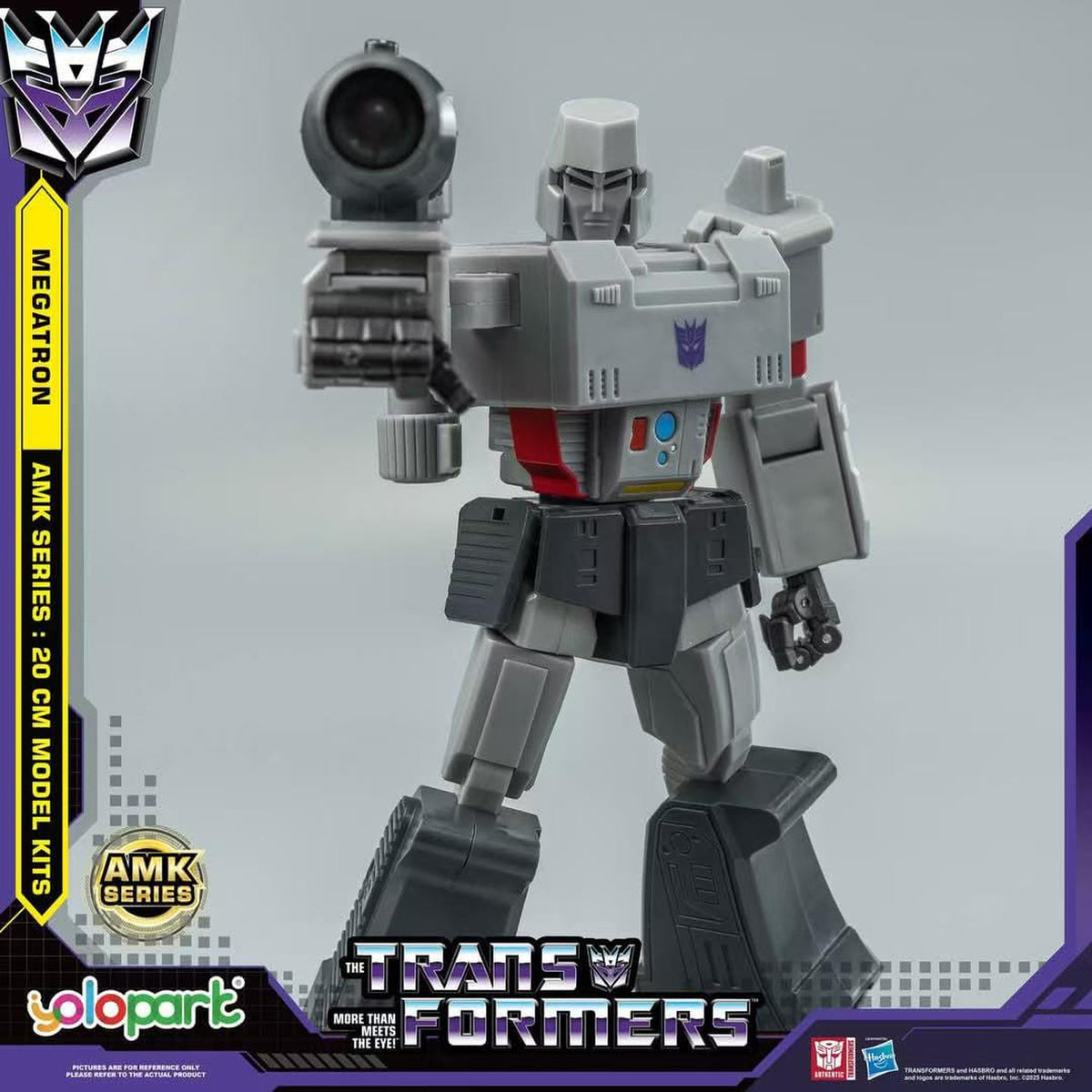 Produktbild Transformers Generation One AMK Series Plastmodellbyggsats Megatron 20 cm