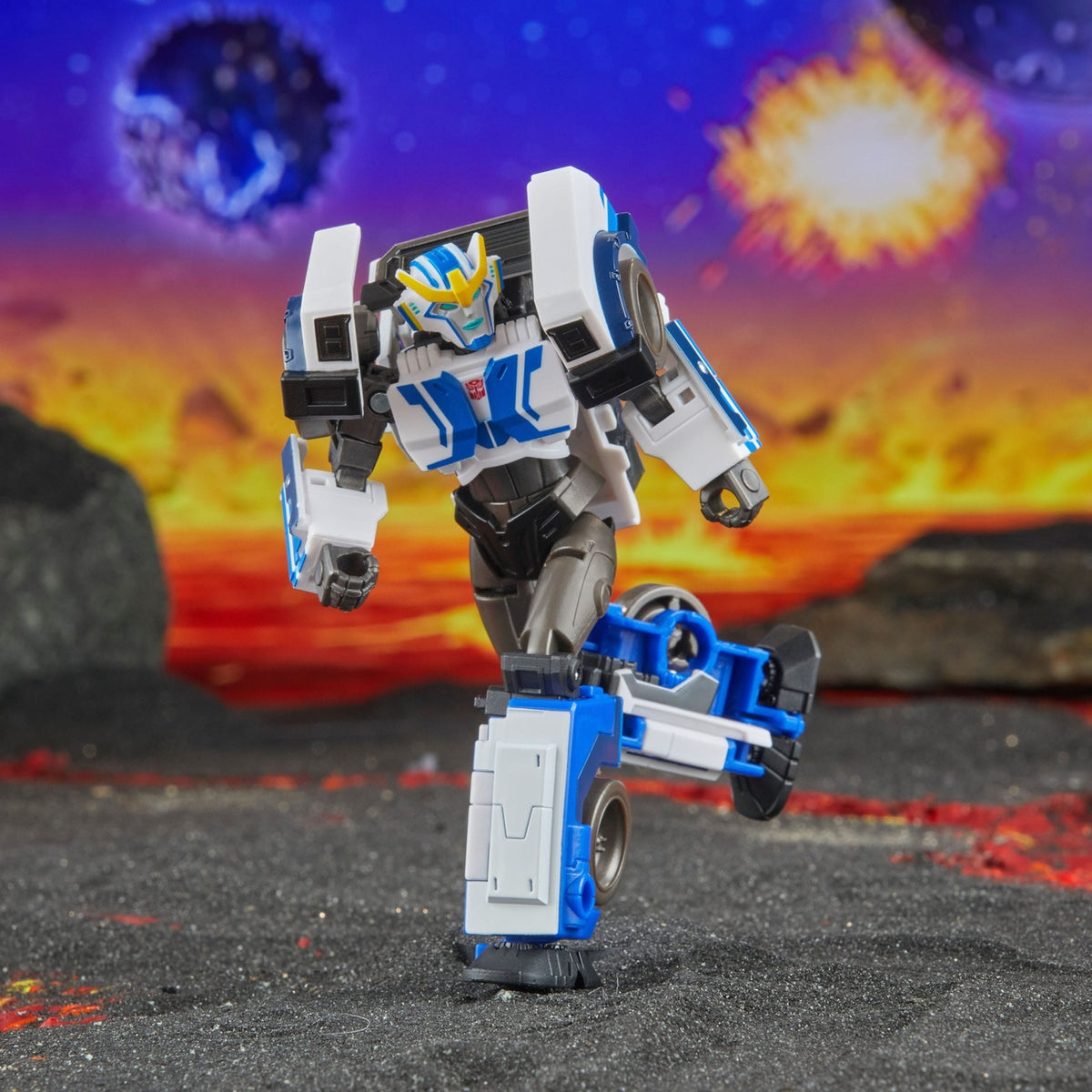 Produktbild Transformers Generations Legacy United Deluxe Class actionfigur Robots in Disguise 2015 Universe Strongarm 14 cm