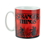Produktbild Stranger Things XL Mugg med Klistermärke