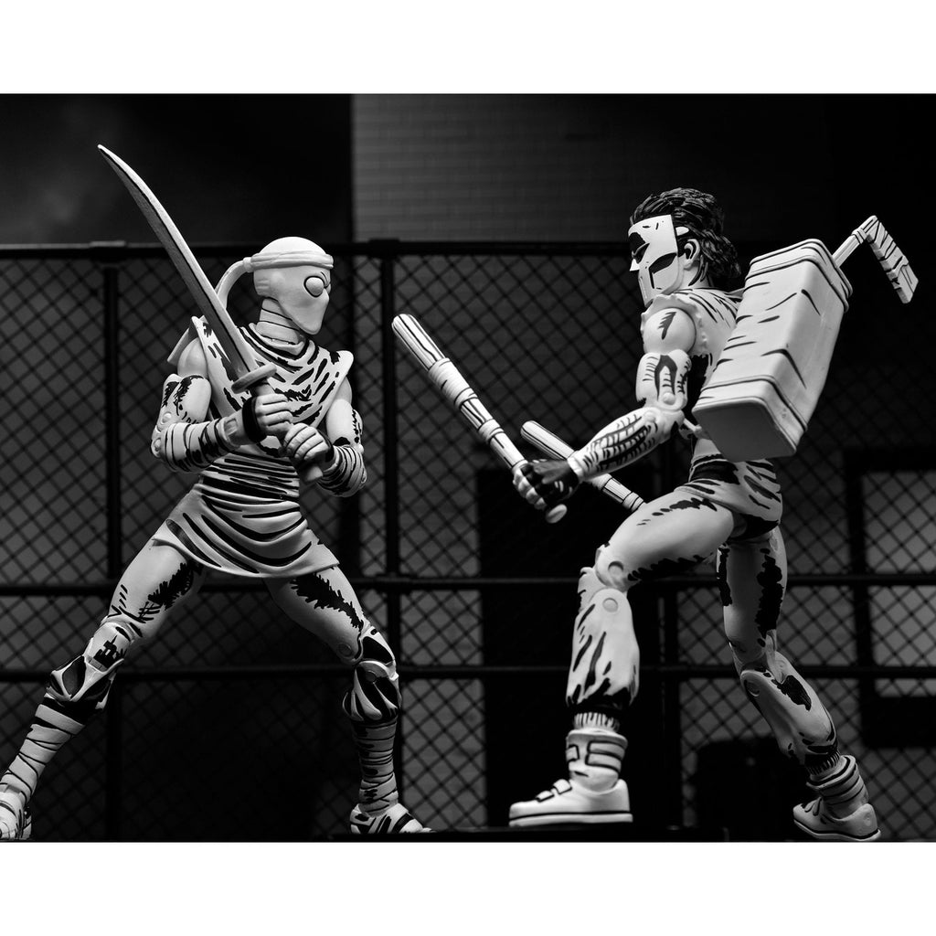 Produktbild Teenage Mutant Ninja Turtles Actionfigur Casey Jones Black & White 18 cm