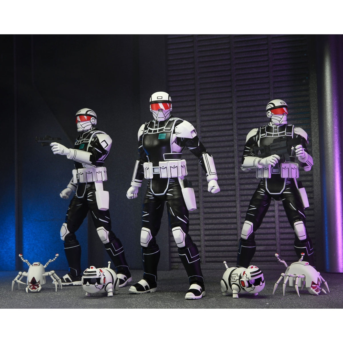 Produktbild Teenage Mutant Ninja Turtles (The Last Ronin) actionfigur Synja Commando with Mousers 18 cm