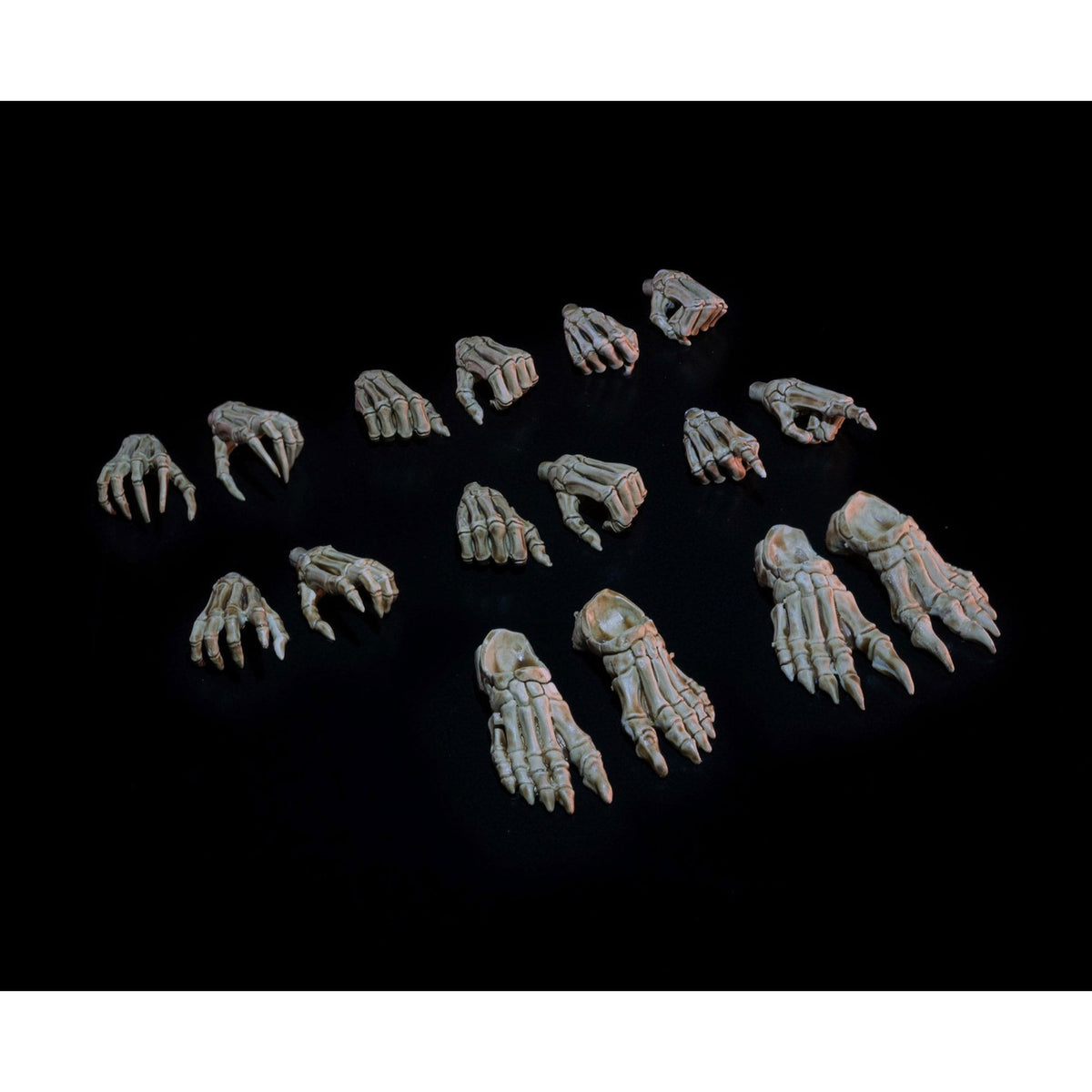 Produktbild Mythic Legions: Necronominus tillbehörsset för actionfigurer – Skeletons of Necronominus Hands/Feet Pack