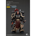 Produktbild Warhammer 40k actionfigur Chaos Space Marines Black Legion Chosen med plasma pistol och power axe 20 cm