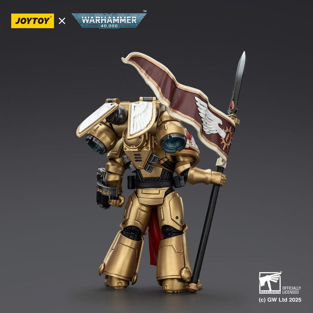 Produktbild Warhammer 40,000: Combat Patrol Blood Angels Actionfigur Sanguinary Guard 3 med Angelus Boltgun och Encarmine Spear 20 cm