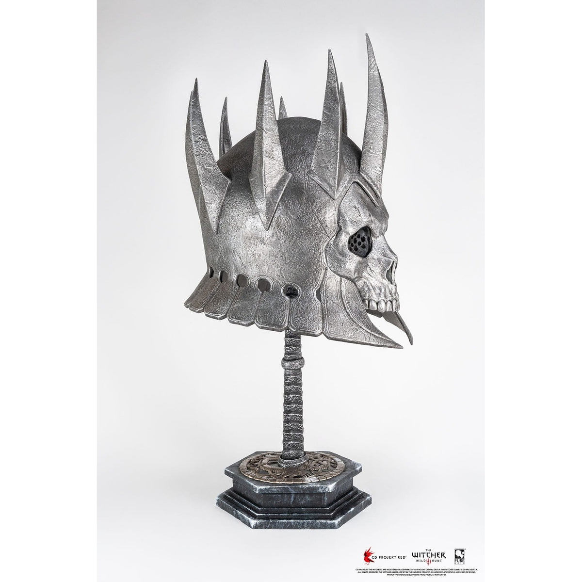 Produktbild The Witcher 3: Wild Hunt 1/1-skala replika Eredin-hjälm 44 cm