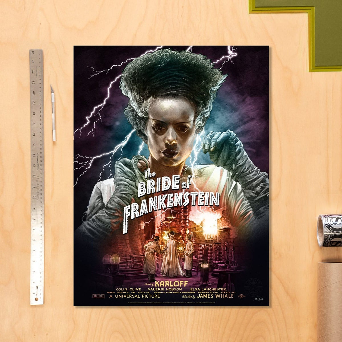 Produktbild Frankensteins Brud konsttryck Bride of Frankenstein (Color Variant) av Ruiz Burgos 61 x 46 cm – utan ram