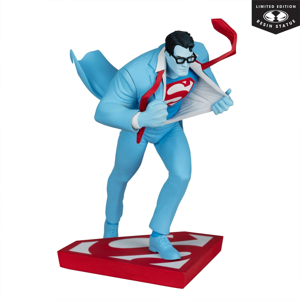 Produktbild DC Direct Staty 1/10 Superman Red and Blue: Superman by Clayton Henry Limited Edition 16 cm