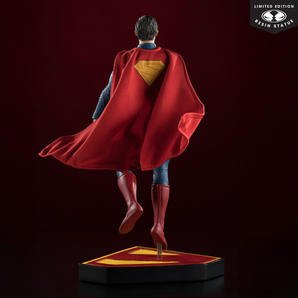 Produktbild Superman (2025) DC Direct 1/6-staty Superman 35 cm