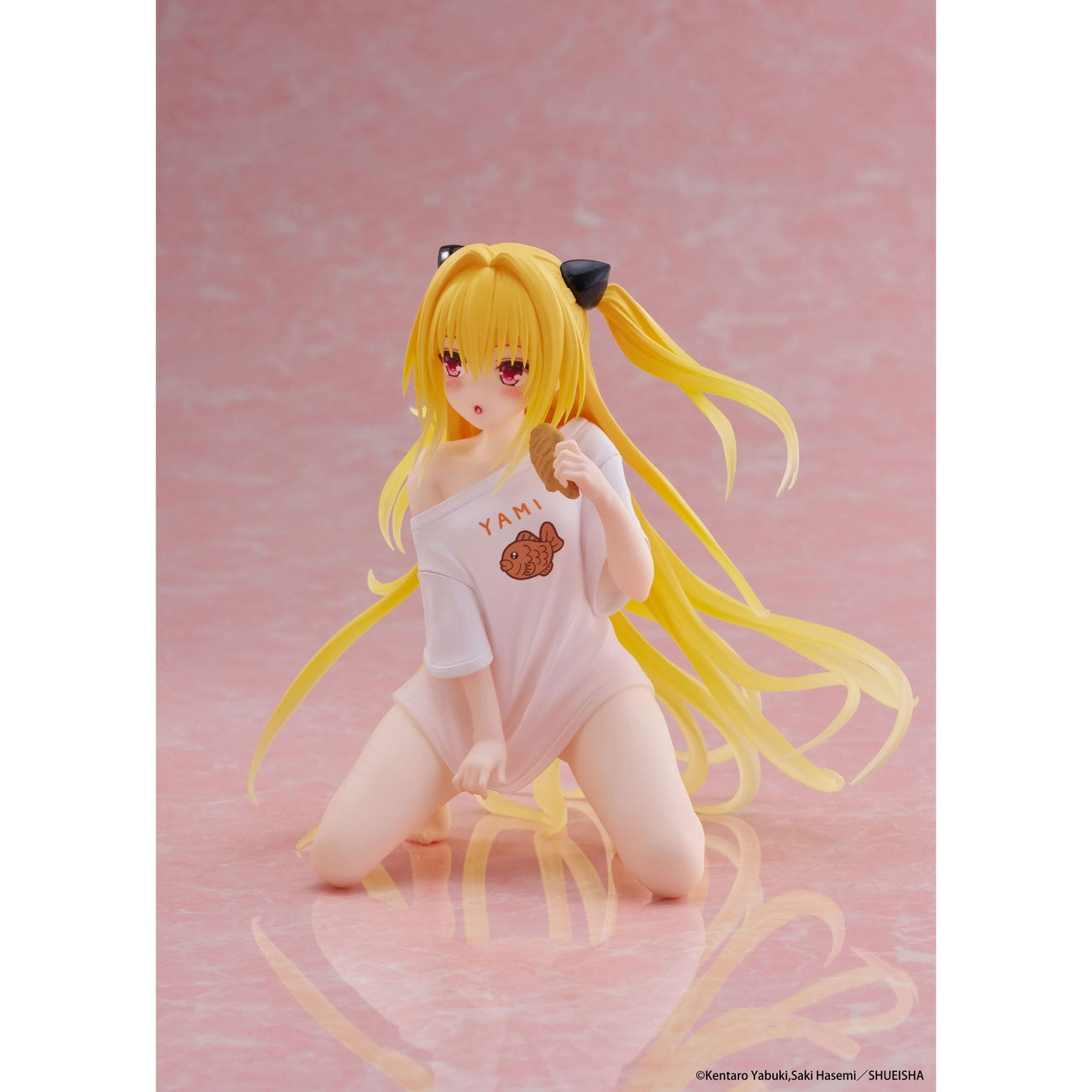 Produktbild To Love-Ru Darkness PVC-staty Desktop Cute Figure Golden Darkness Roomwear Ver. 13 cm