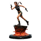 Produktbild Tomb Raider Mini Staty Lara Croft: The Sanctuary of Flame 18 cm