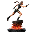 Produktbild Tomb Raider Mini Staty Lara Croft: The Sanctuary of Flame 18 cm