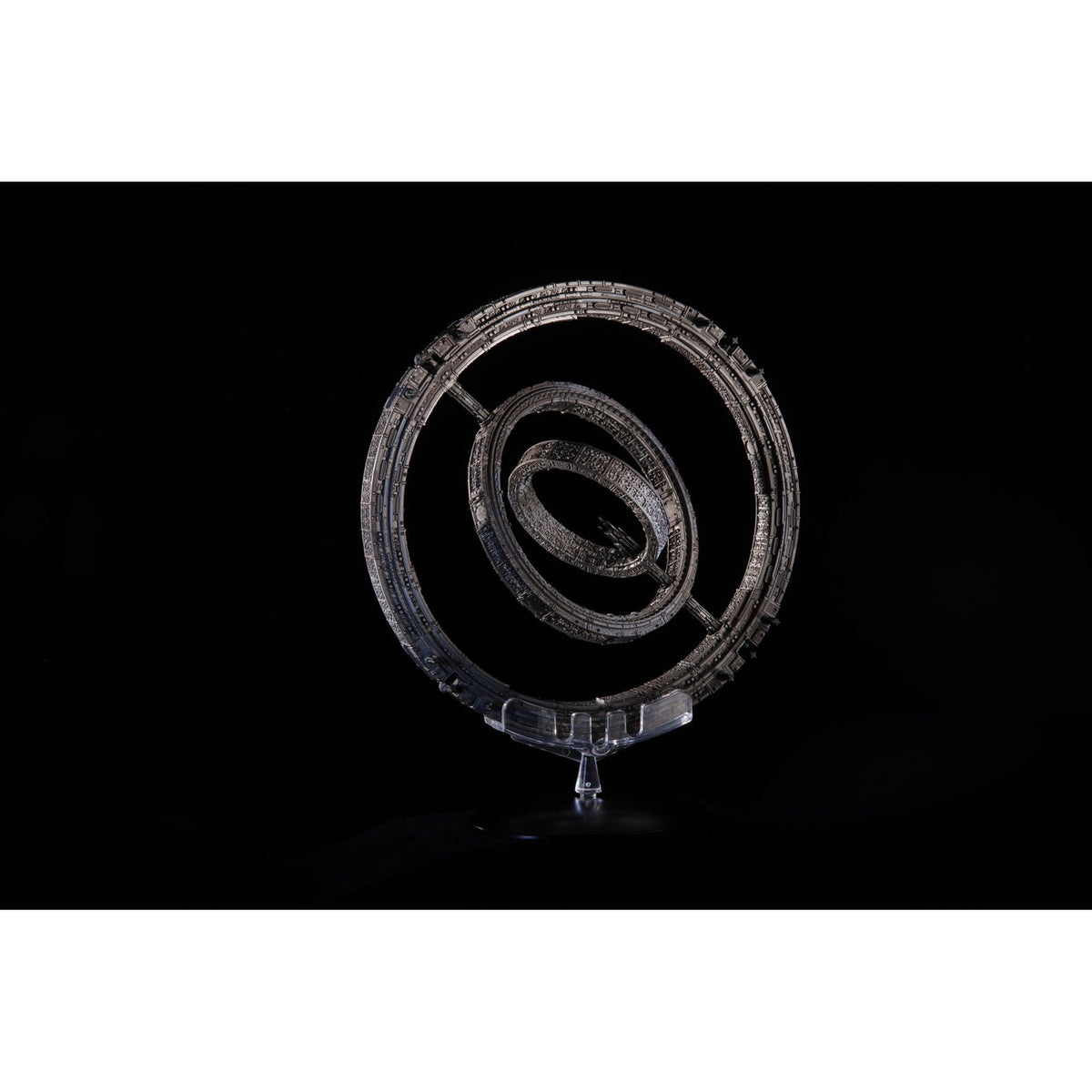 Produktbild Foundation Die-Cast Rymdskeppet The Invictus 20 cm