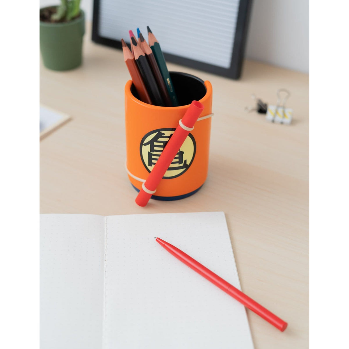 Produktbild Dragon Ball Pennhållare Goku 11 cm