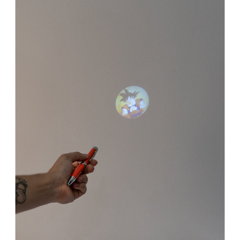 Produktbild Dragon Ball Premium A5-anteckningsbok med Super Goku projektorpenna