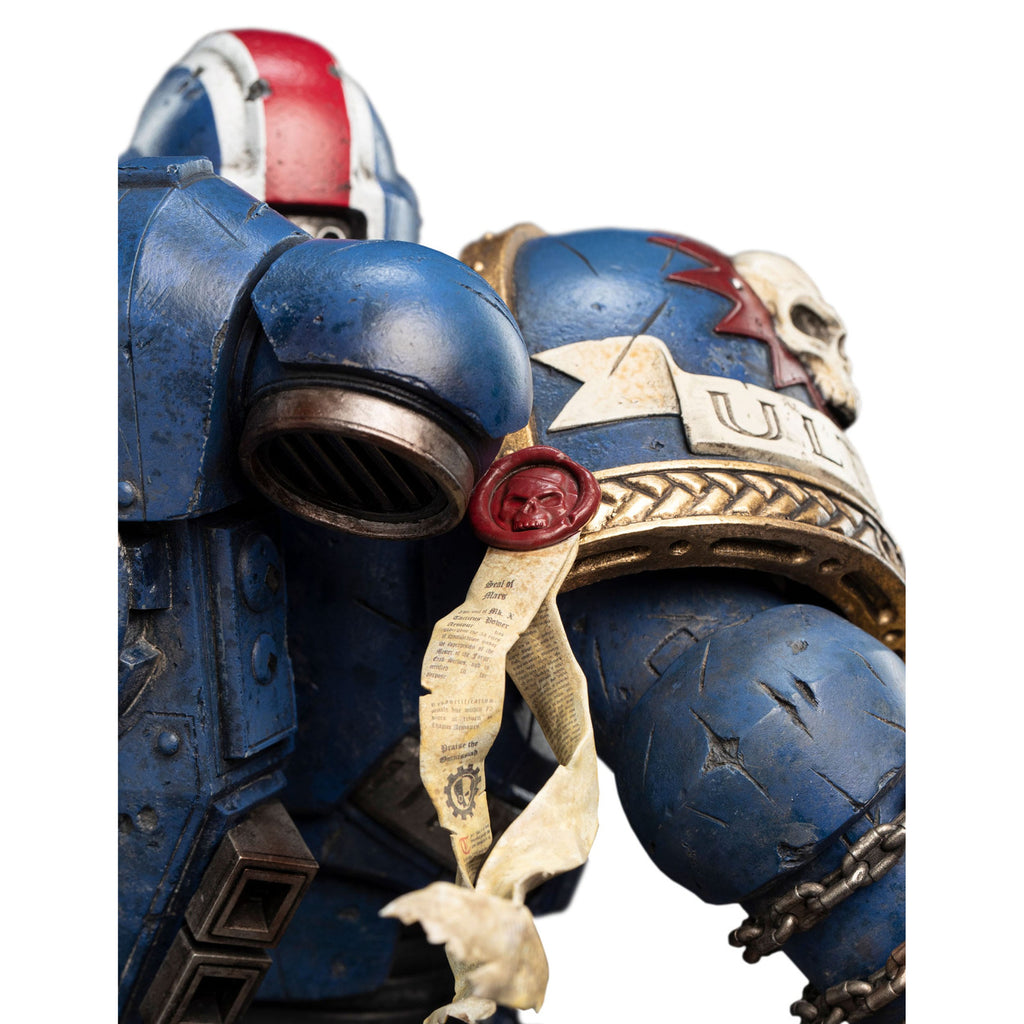 Produktbild Warhammer 40,000: Space Marine 2 Staty 1/6 Lieutenant Titus Battleline Edition 63 cm